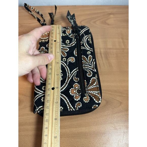 Vera Bradley Caffe Latte Zip Around Wallet Wristlet Brown Black quilted paisley - Picture 6 of 7